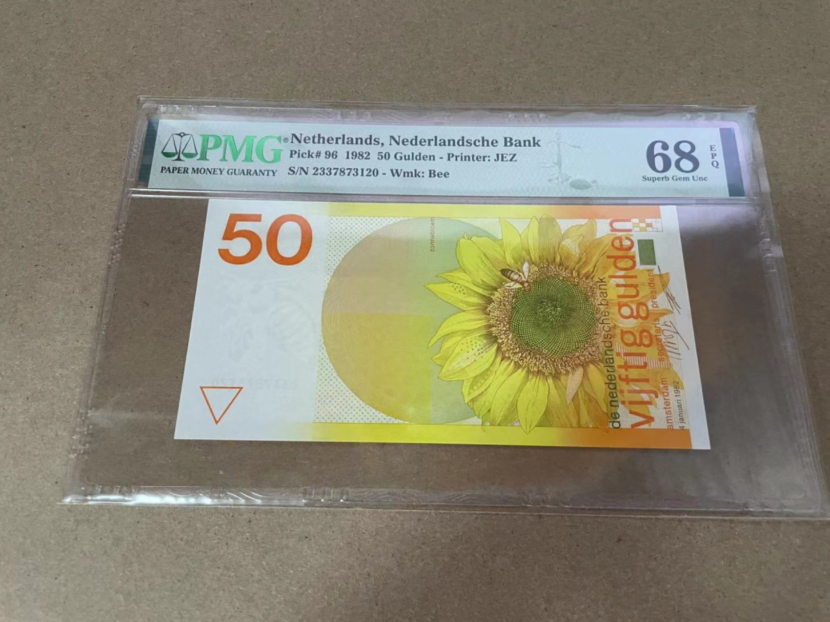 【Blue Auction】✨世界纸币精拍第301期——新纪元 荷兰 1982年50盾 向日葵 PMG68EPQ 无4