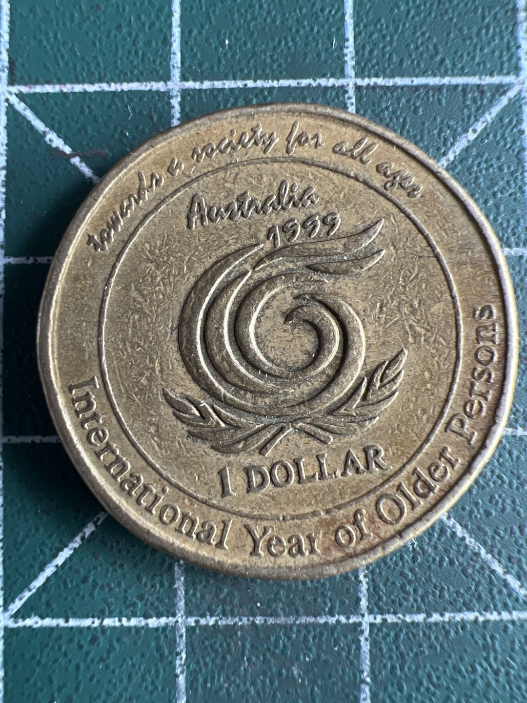泡泡堂微拍第192幕硬币捡漏可累计专场👿👿，累计满二十元包邮，接受代拍业务 澳大利亚1元铜币国际老人年纪念币