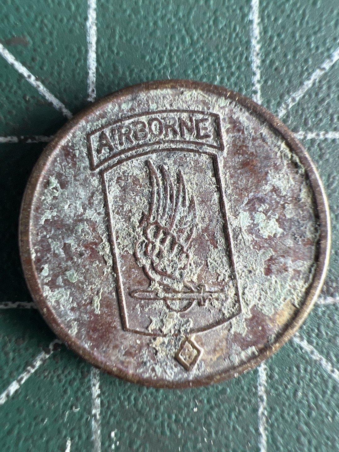 泡泡堂微拍第八十二幕硬币捡漏可累计专场👿👿，零佣金，零押金，累计满二十元包邮，接受代拍业务 越战军币