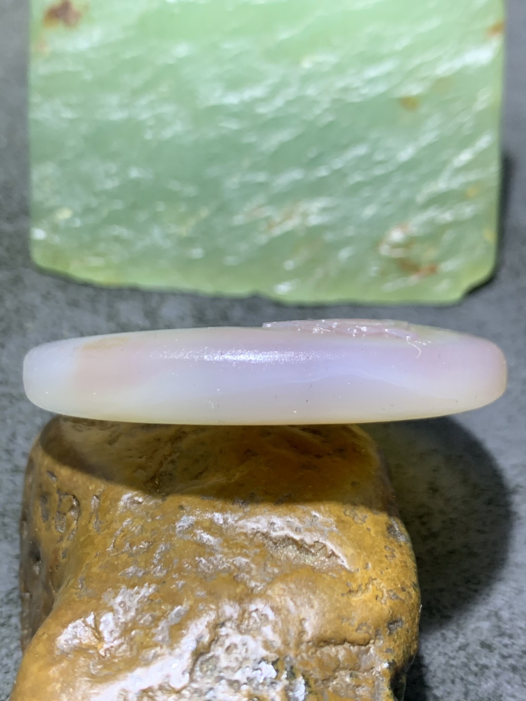 精美亚光高玉化海洋玉髓手工俏色巧雕道字公主环挂件一个！