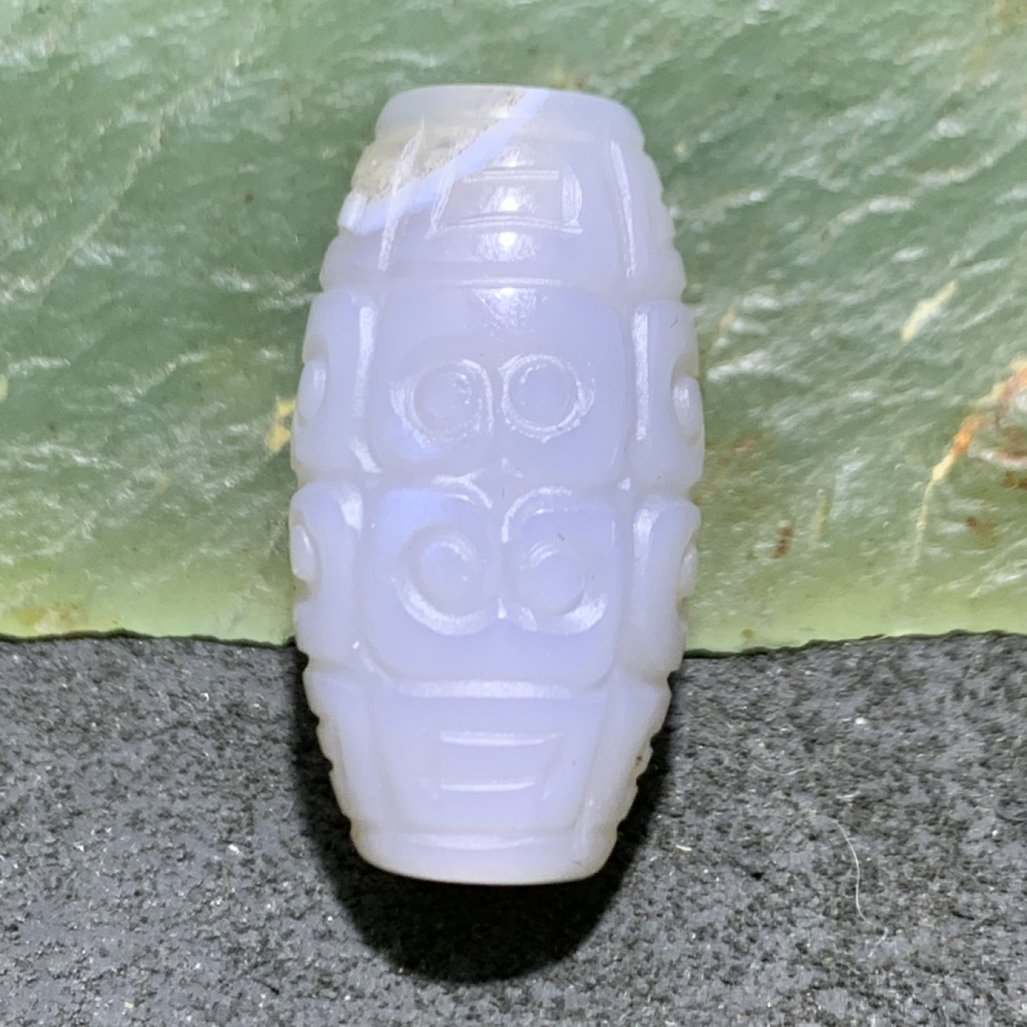 巴西玛瑙雕刻云纹珠（回纹珠）桶珠一颗，