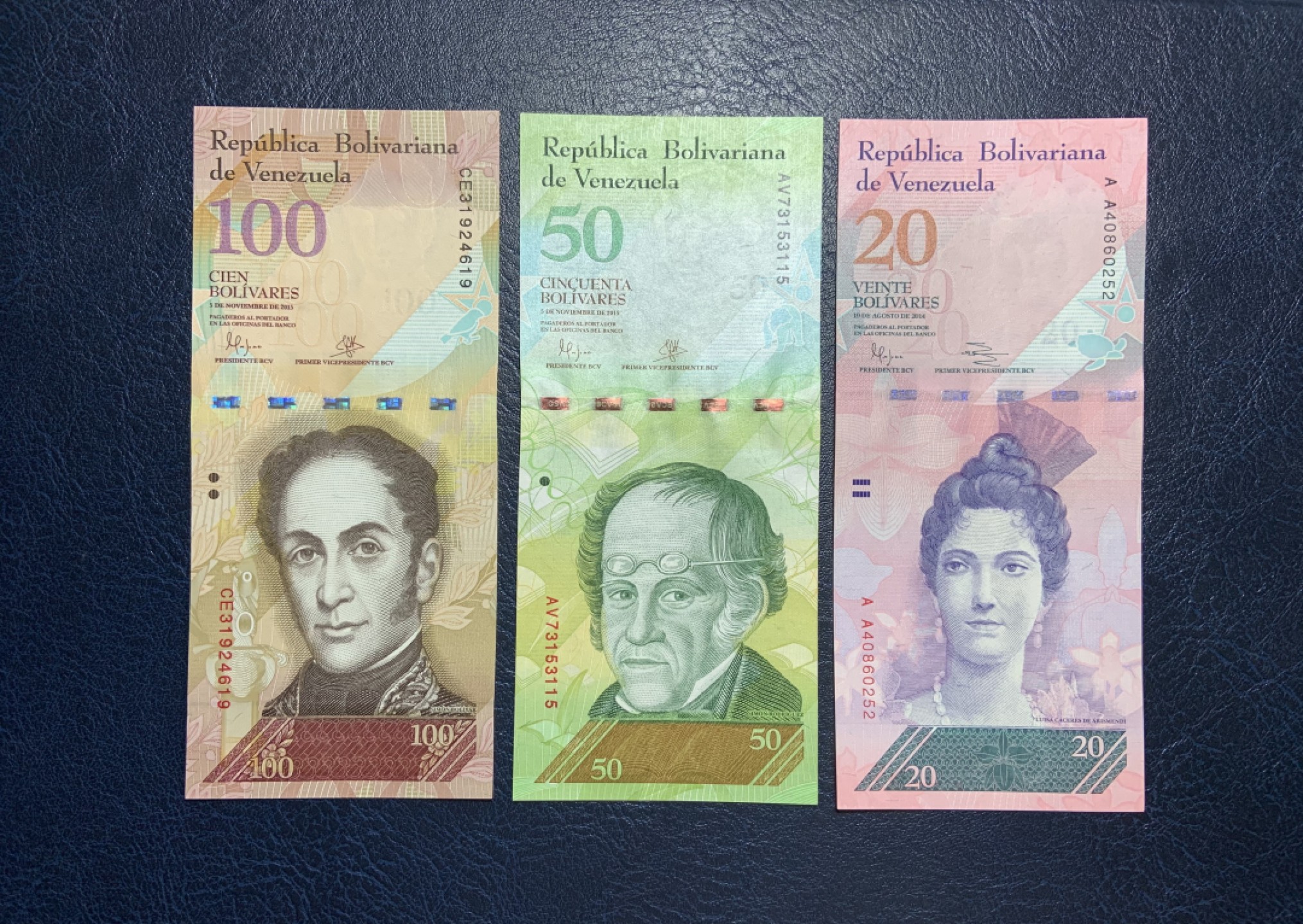 收藏联盟Quantum Auction 第239期拍卖 委瑞内拉2013-14年2-100玻利瓦尔 品相全新UNC 10和20为首发AA冠 20有个点钞痕在中间