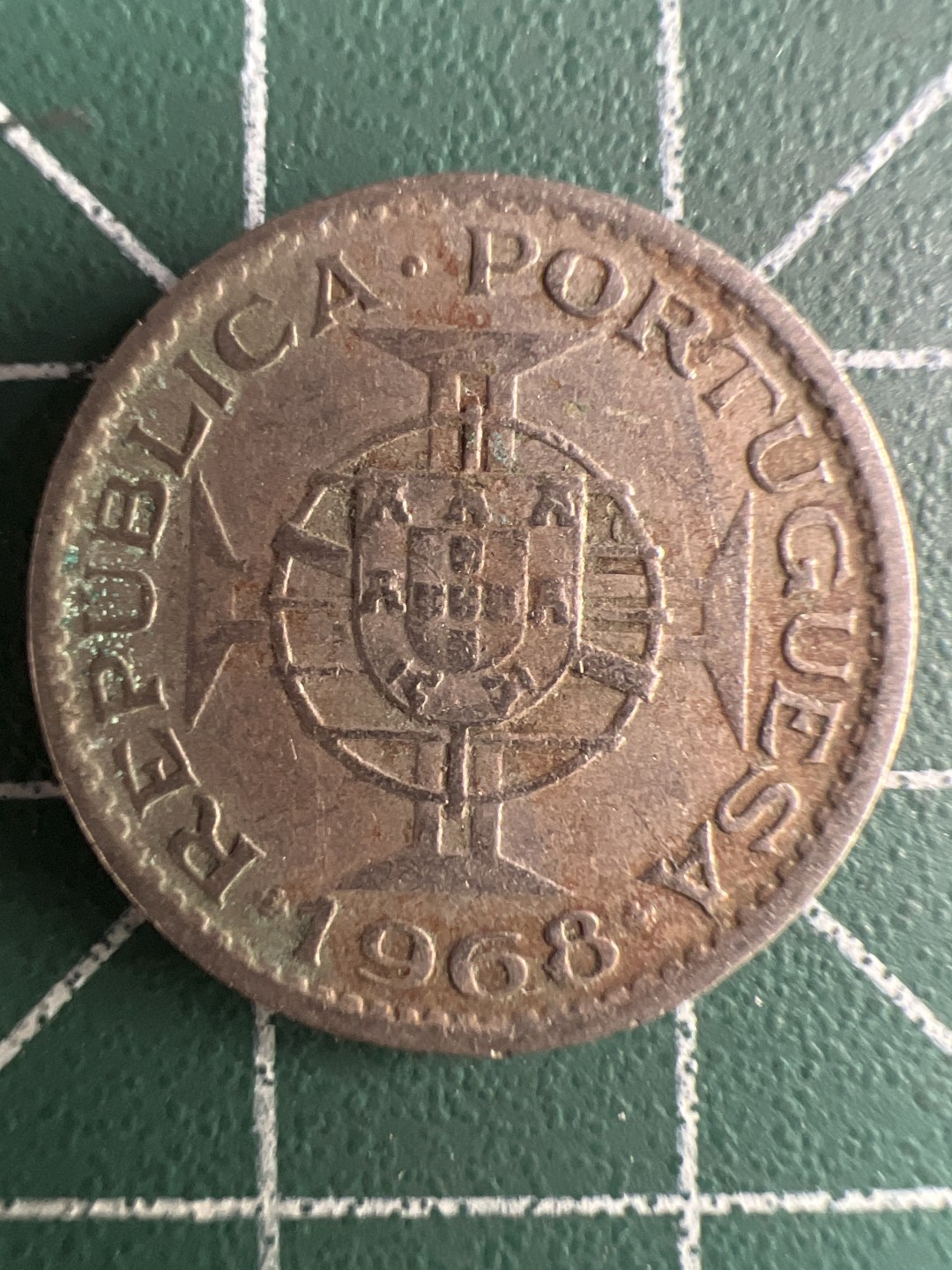 泡泡堂微拍第128幕硬币捡漏可累计专场👿👿，累计满二十元包邮，接受代拍业务 葡属安哥拉2、5埃斯库多