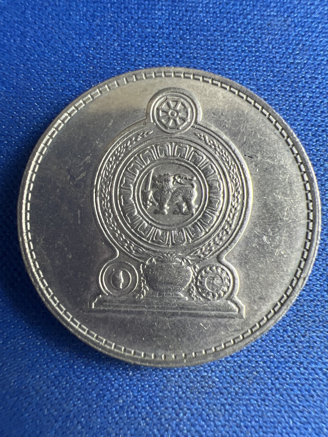 泡泡堂微拍第八十六幕硬币捡漏可累计专场👿👿，累计满二十元包邮，接受代拍业务 斯里兰卡1卢比纪念币