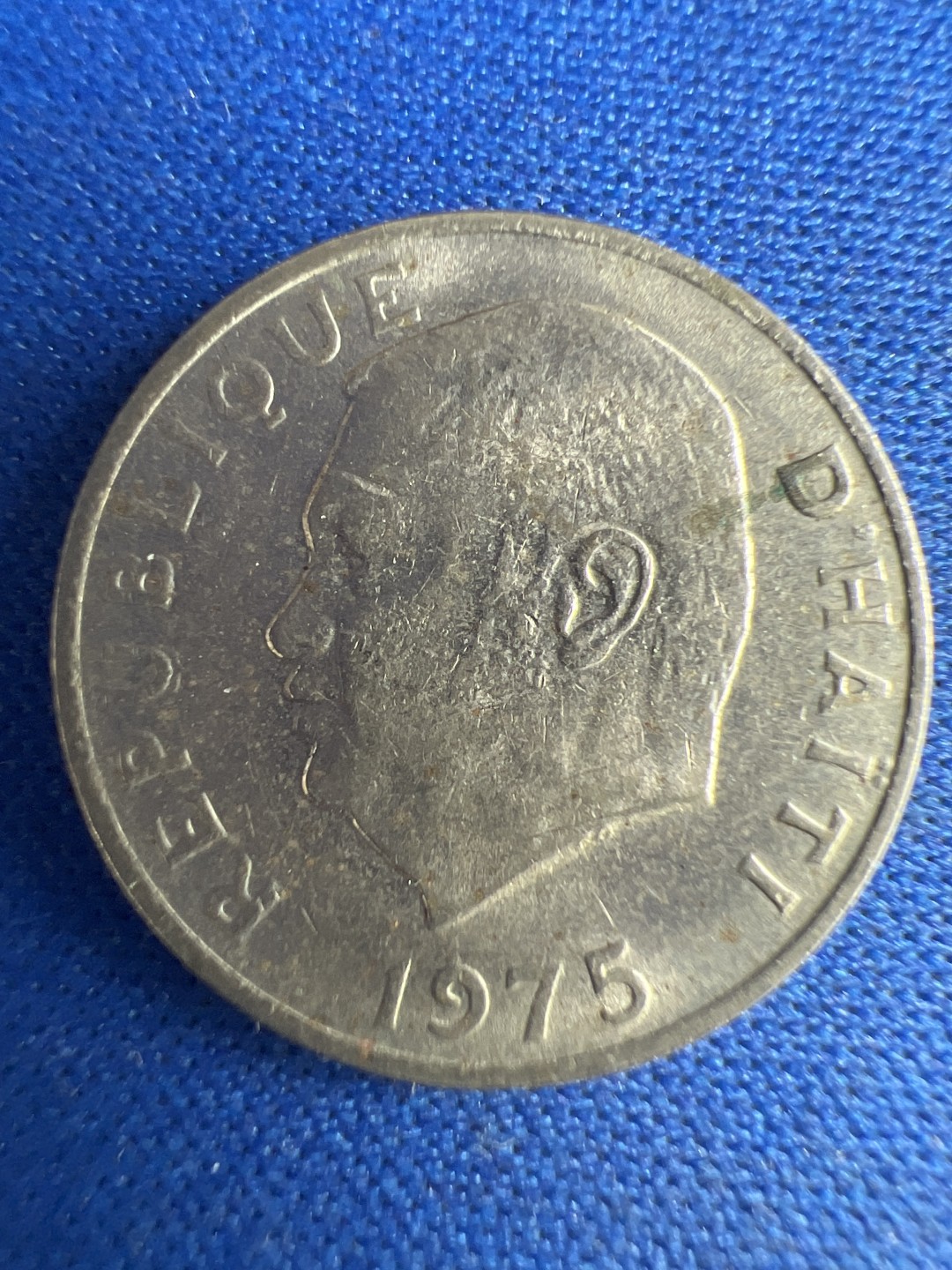 泡泡堂微拍第八十五幕硬币捡漏可累计专场👿👿，累计满二十元包邮，接受代拍业务 海地五分