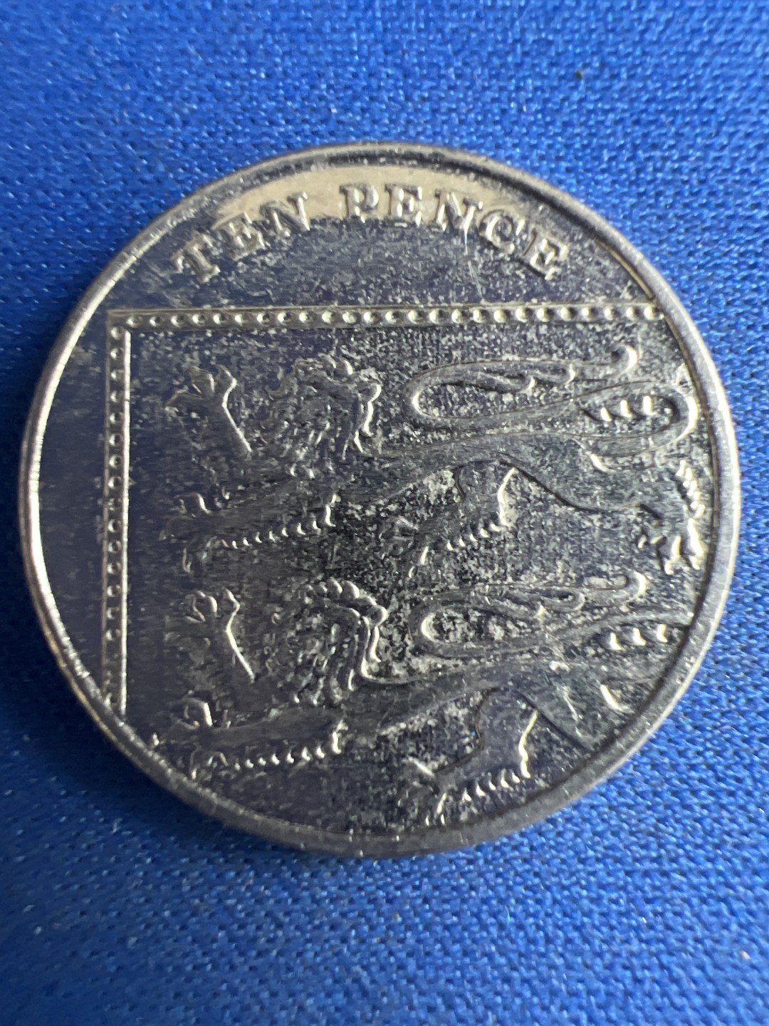 泡泡堂微拍第八十六幕硬币捡漏可累计专场👿👿，累计满二十元包邮，接受代拍业务 英国10十便士