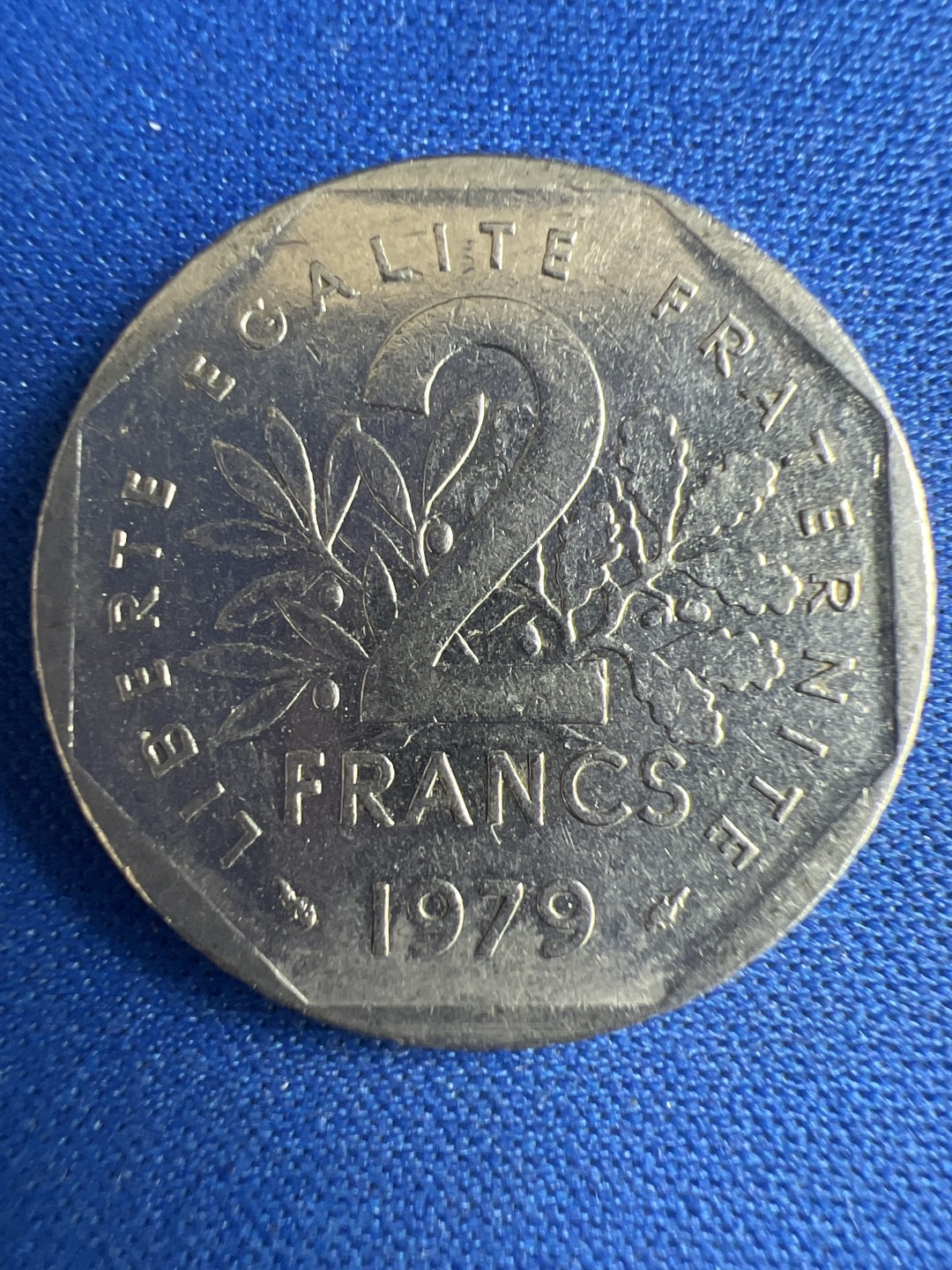 泡泡堂微拍第八十五幕硬币捡漏可累计专场👿👿，累计满二十元包邮，接受代拍业务 法国2法