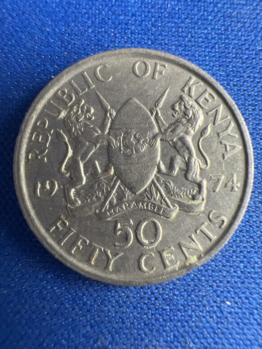 泡泡堂微拍第八十五幕硬币捡漏可累计专场👿👿，累计满二十元包邮，接受代拍业务 肯尼亚50分