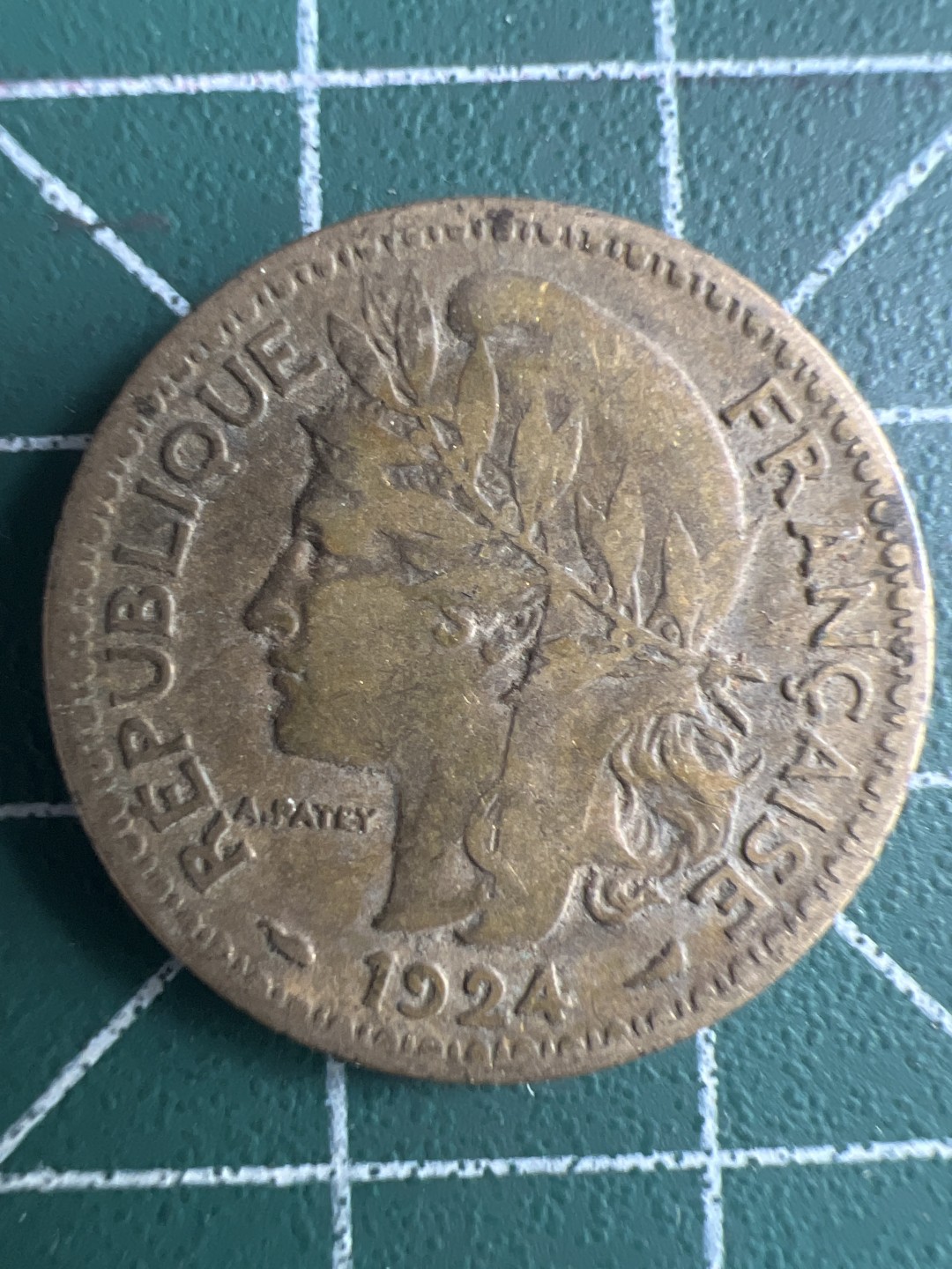 泡泡堂微拍第八十六幕硬币捡漏可累计专场👿👿，累计满二十元包邮，接受代拍业务 法属多哥一法郎