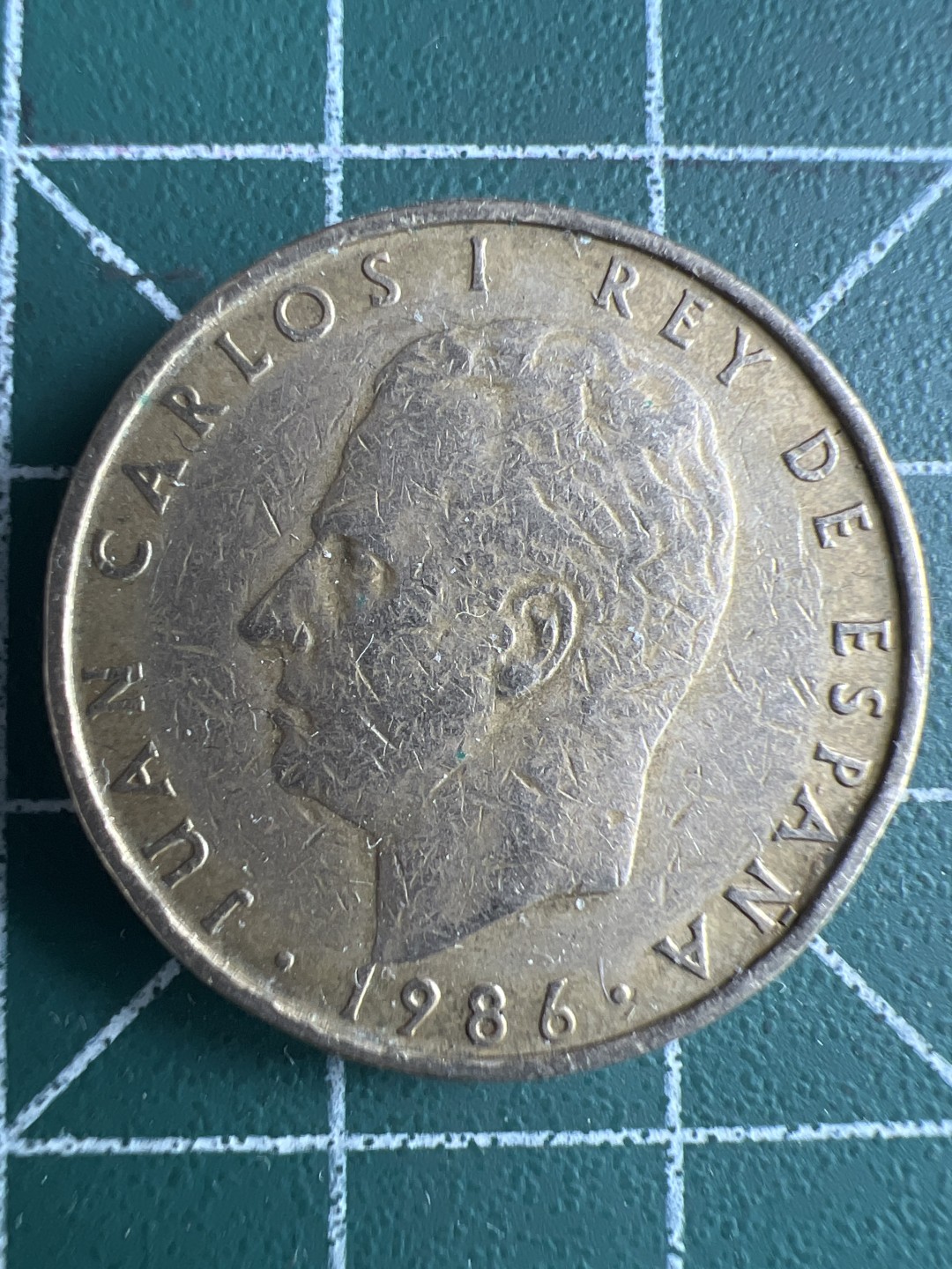 泡泡堂微拍第八十六幕硬币捡漏可累计专场👿👿，累计满二十元包邮，接受代拍业务 西班牙100比塞塔