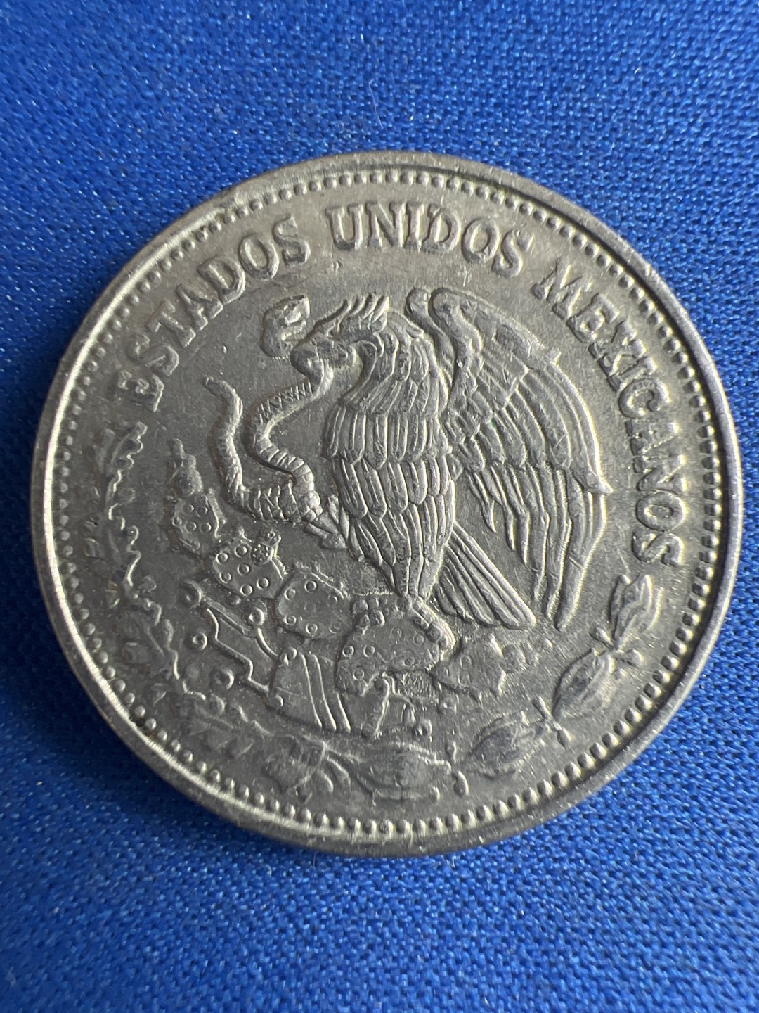 泡泡堂微拍第八十五幕硬币捡漏可累计专场👿👿，累计满二十元包邮，接受代拍业务 墨西哥500比索