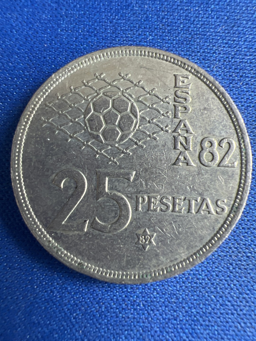 泡泡堂微拍第八十五幕硬币捡漏可累计专场👿👿，累计满二十元包邮，接受代拍业务 西班牙25比塞塔