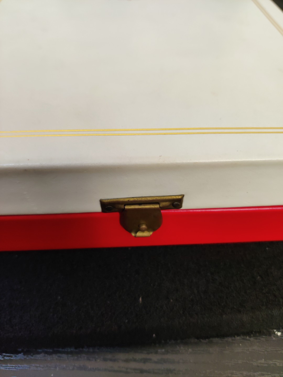 全场0元起拍 第38期 咸鱼国勋章拍卖专场 3月15日（周三）下午6：00开始 波兰人共版大军官级共和国功绩勋章带证书