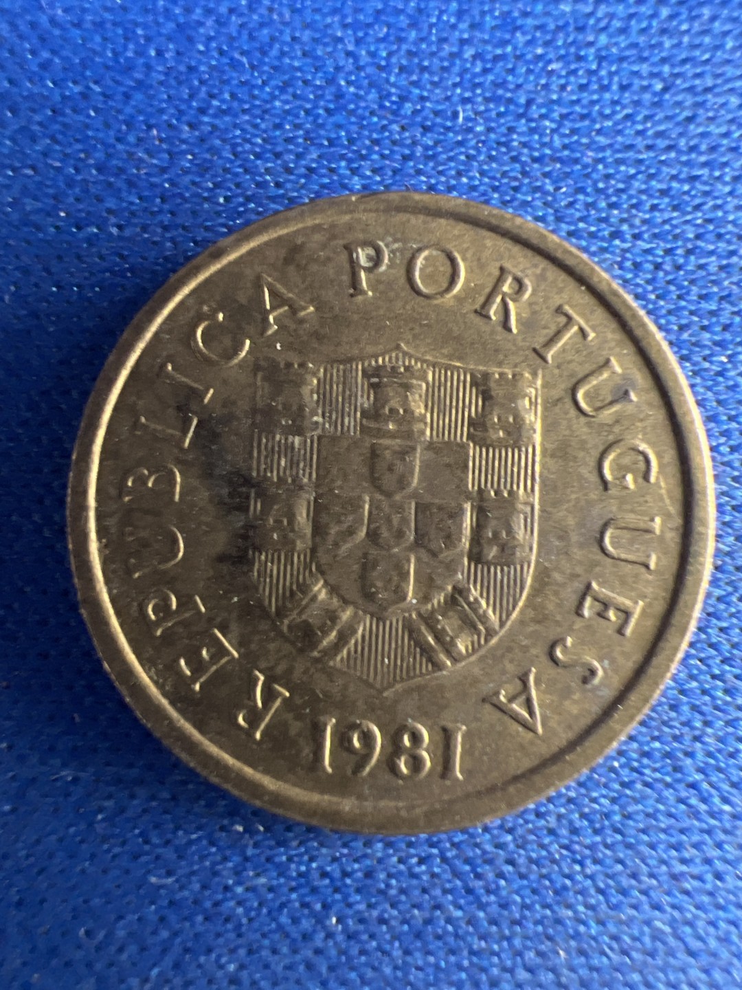 泡泡堂微拍第八十六幕硬币捡漏可累计专场👿👿，累计满二十元包邮，接受代拍业务 葡萄牙1埃斯库多