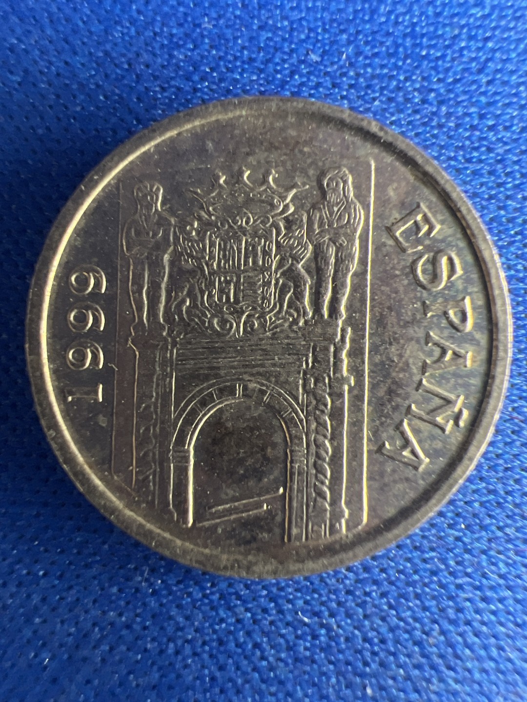 泡泡堂微拍第八十五幕硬币捡漏可累计专场👿👿，累计满二十元包邮，接受代拍业务 西班牙五比塞塔