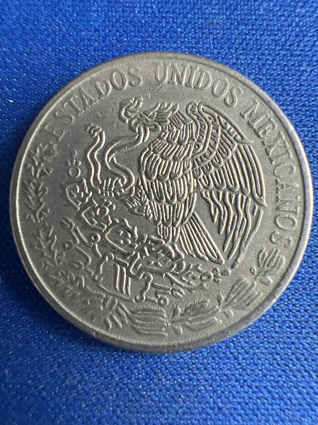 泡泡堂微拍第八十五幕硬币捡漏可累计专场👿👿，累计满二十元包邮，接受代拍业务 墨西哥50分