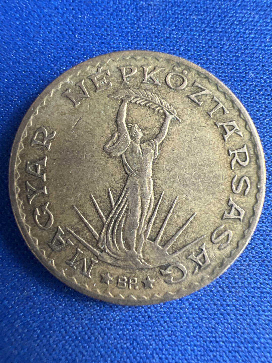 泡泡堂微拍第八十五幕硬币捡漏可累计专场👿👿，累计满二十元包邮，接受代拍业务 匈牙利10福林