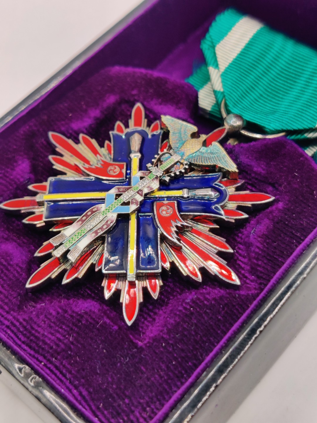 全场0元起拍 第38期 咸鱼国勋章拍卖专场 3月15日（周三）下午6：00开始 美品无损 日本二战时期五级金鵄勋章