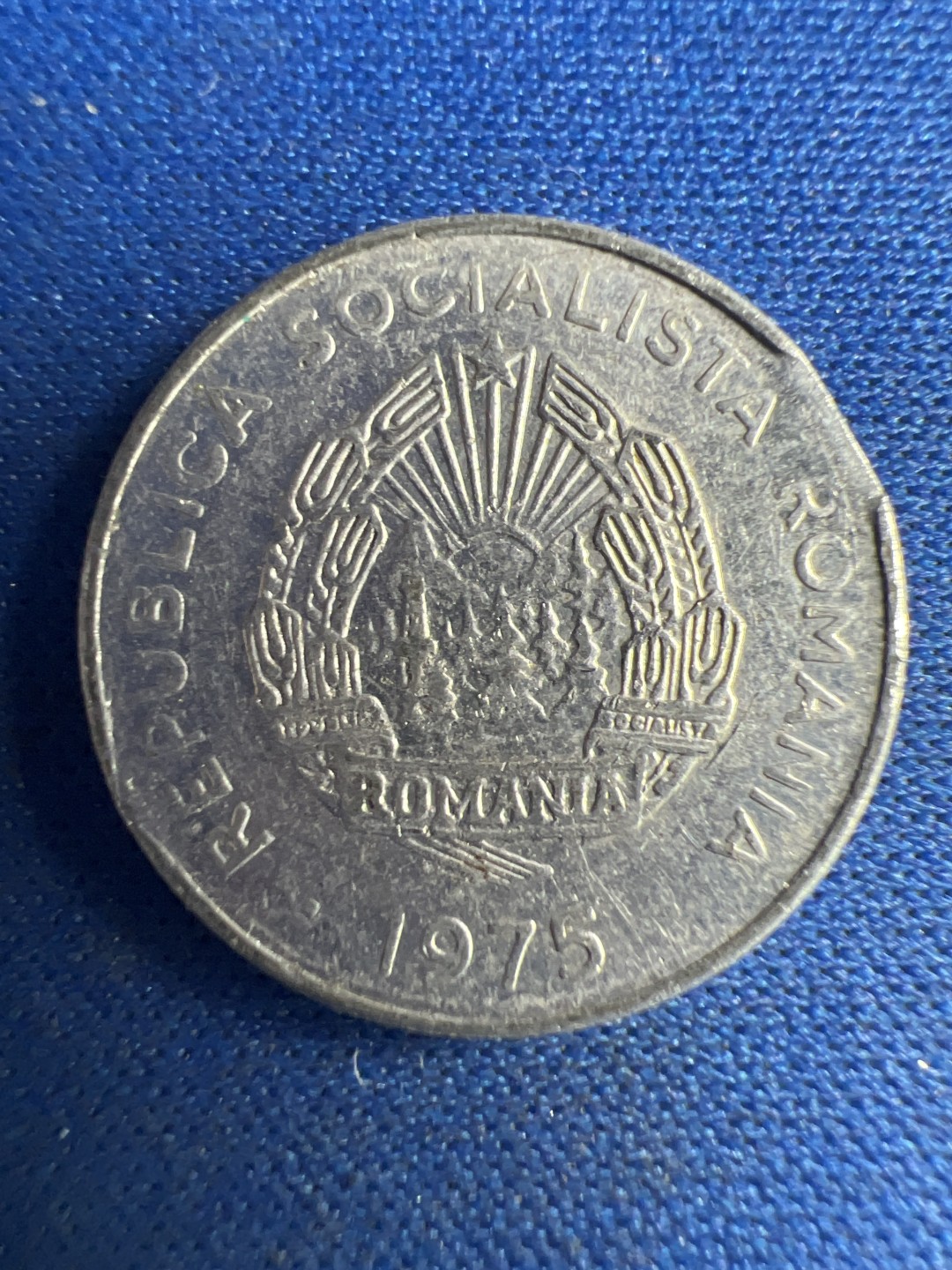 泡泡堂微拍第八十六幕硬币捡漏可累计专场👿👿，累计满二十元包邮，接受代拍业务 罗马尼亚15巴尼