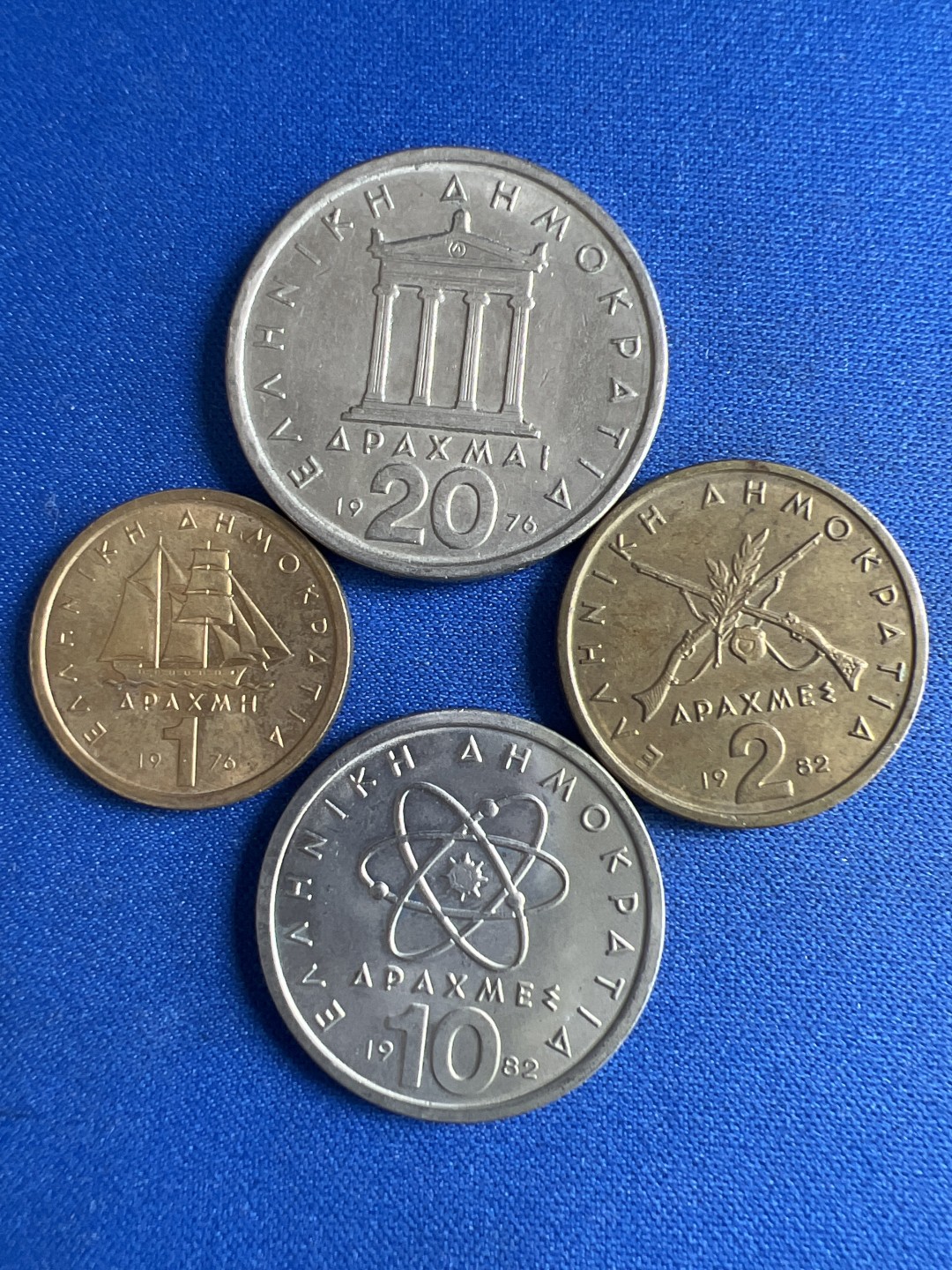 泡泡堂微拍第八十五幕硬币捡漏可累计专场👿👿，累计满二十元包邮，接受代拍业务 希腊一组