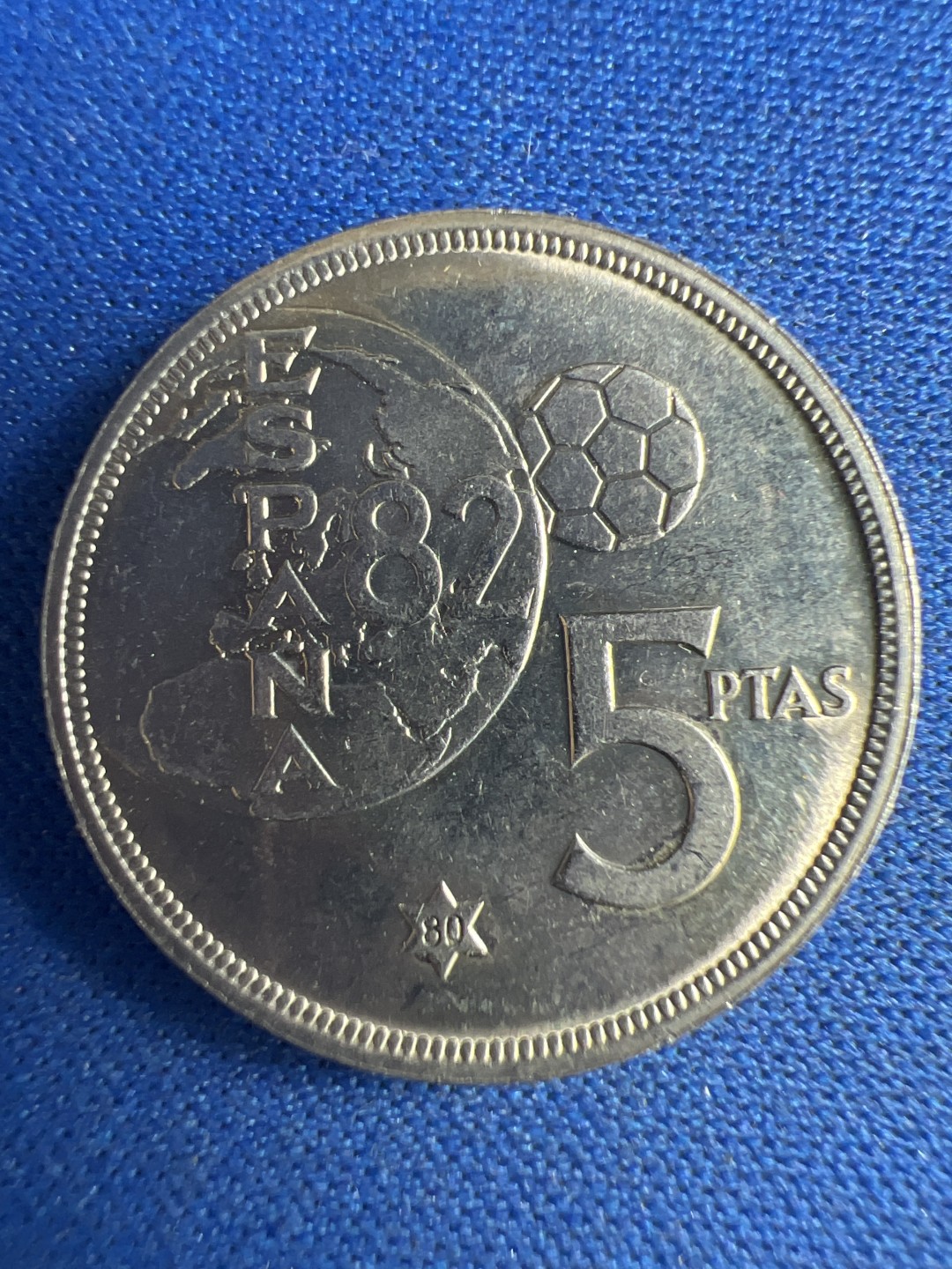 泡泡堂微拍第八十六幕硬币捡漏可累计专场👿👿，累计满二十元包邮，接受代拍业务 西班牙5比塞塔