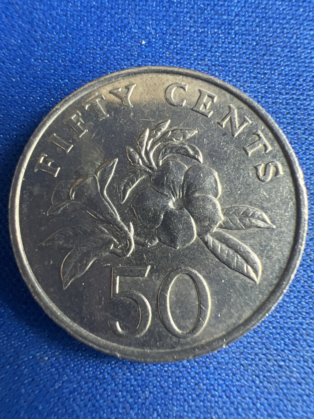 泡泡堂微拍第八十五幕硬币捡漏可累计专场👿👿，累计满二十元包邮，接受代拍业务 新加坡50分