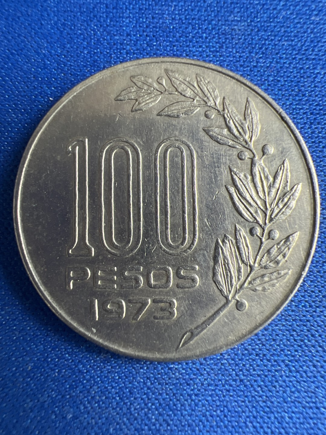 泡泡堂微拍第八十五幕硬币捡漏可累计专场👿👿，累计满二十元包邮，接受代拍业务 乌拉圭100比索