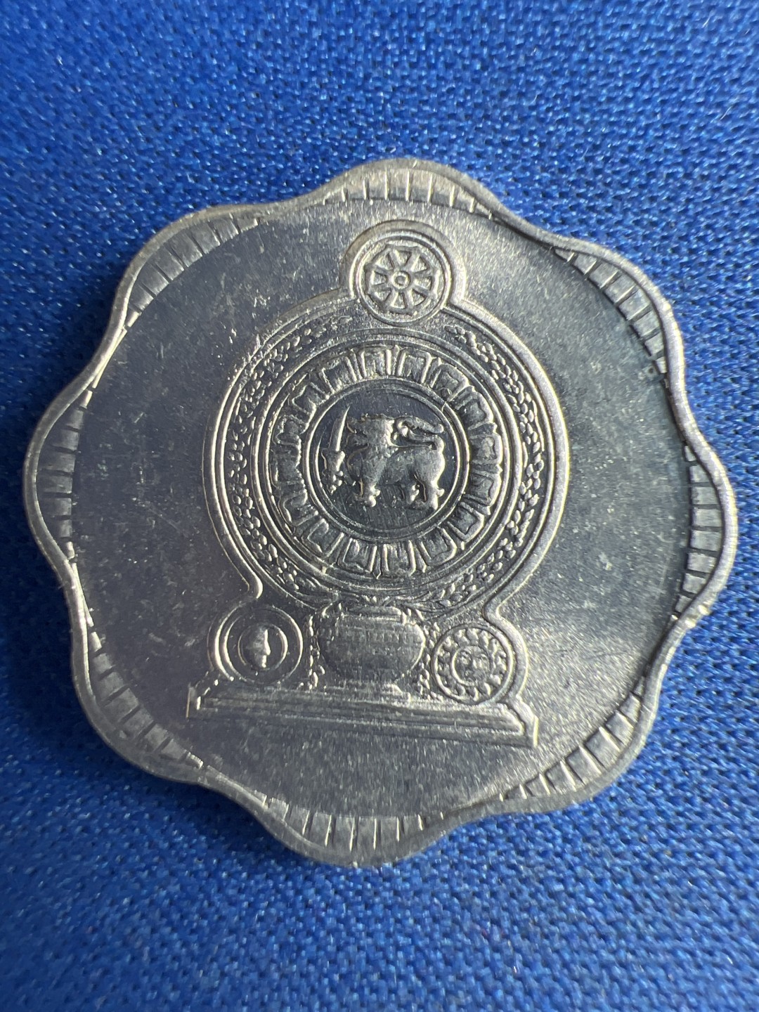 泡泡堂微拍第八十六幕硬币捡漏可累计专场👿👿，累计满二十元包邮，接受代拍业务 斯里兰卡十分