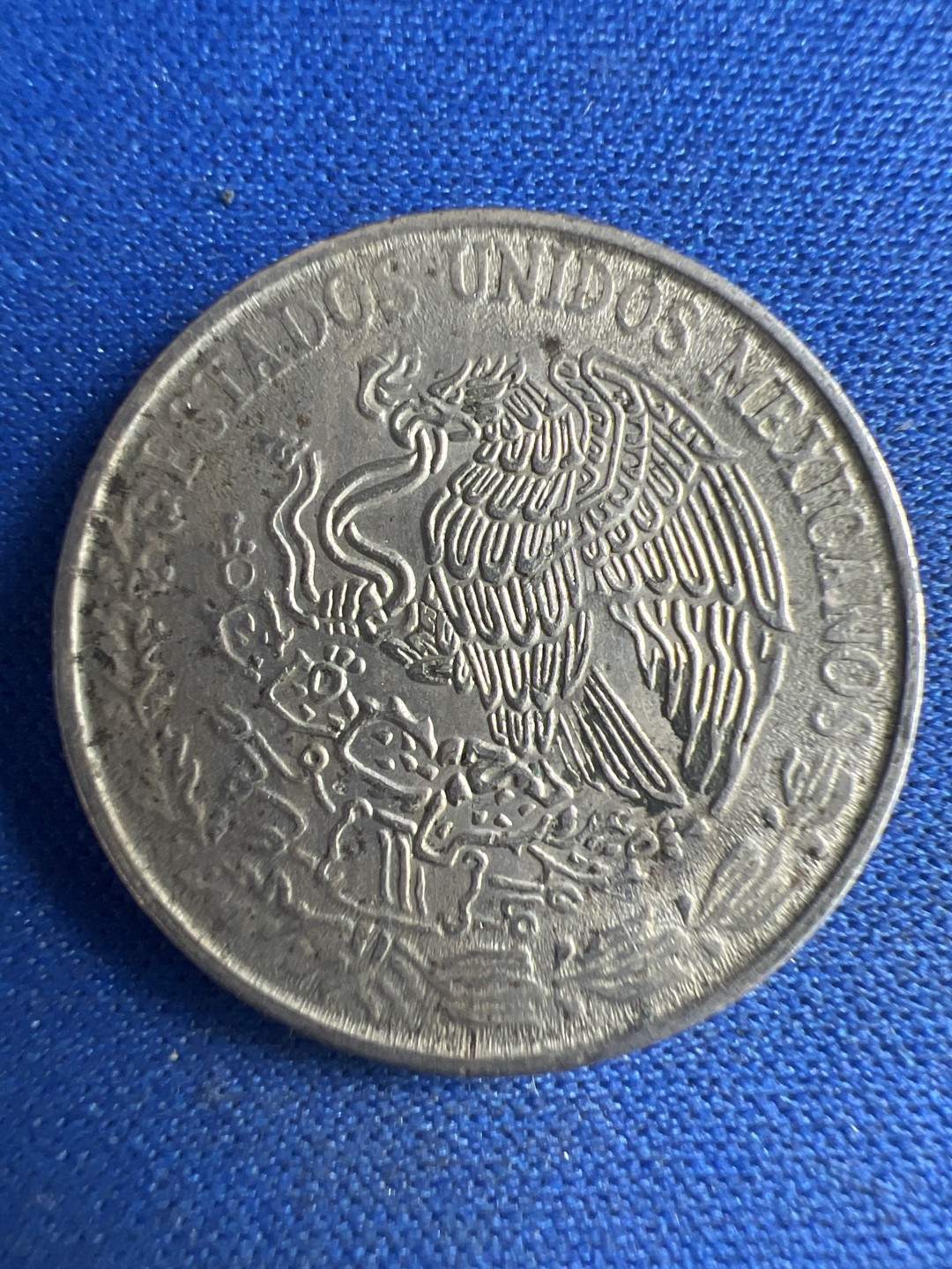 泡泡堂微拍第八十六幕硬币捡漏可累计专场👿👿，累计满二十元包邮，接受代拍业务 墨西哥50分