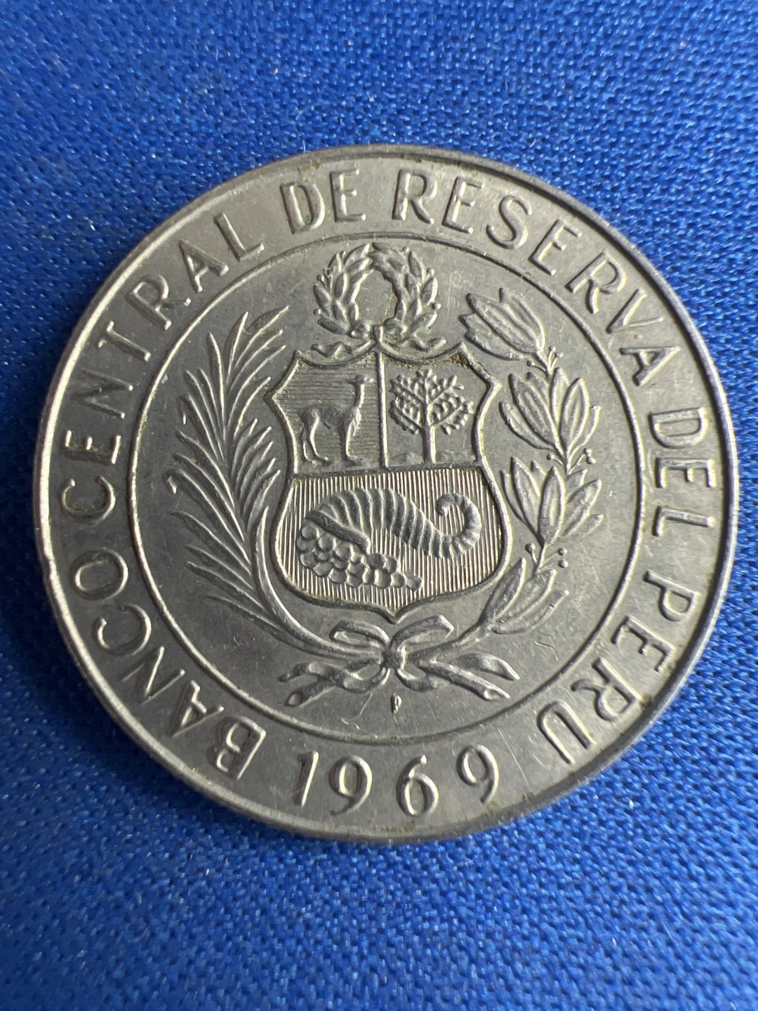 泡泡堂微拍第八十五幕硬币捡漏可累计专场👿👿，累计满二十元包邮，接受代拍业务 秘鲁5索尔