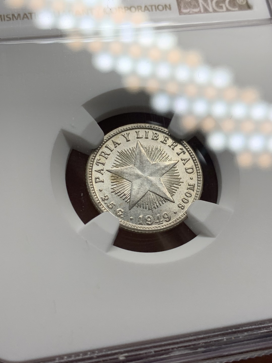 《竞宝斋》第143场-周日，周一 2场 (全场包邮) NGC-MS64 古巴1949年 大五星 10分银币 顶级好品