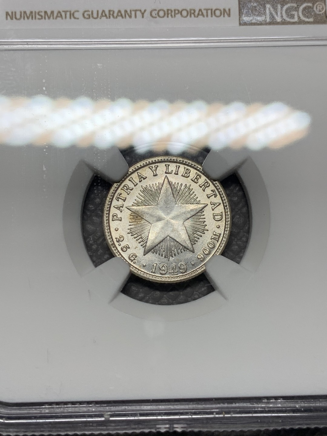 《竞宝斋》第143场-周日，周一 2场 (全场包邮) NGC-MS64 古巴1949年 大五星 10分银币 顶级好品