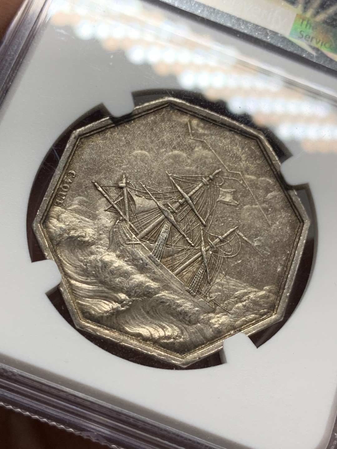 《竞宝斋》第143场-周日，周一 2场 (全场包邮) NGC-AU55 季军分 法国名誉品八角海妖 八角银币 八角目录封面币