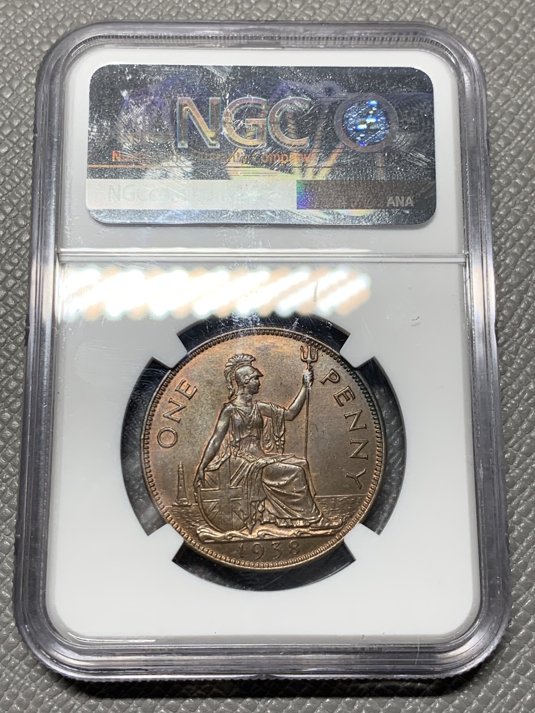 《竞宝斋》第143场-周日，周一 2场 (全场包邮) NGC  MS64英国1938年本土女神 1便士乔治六世国王