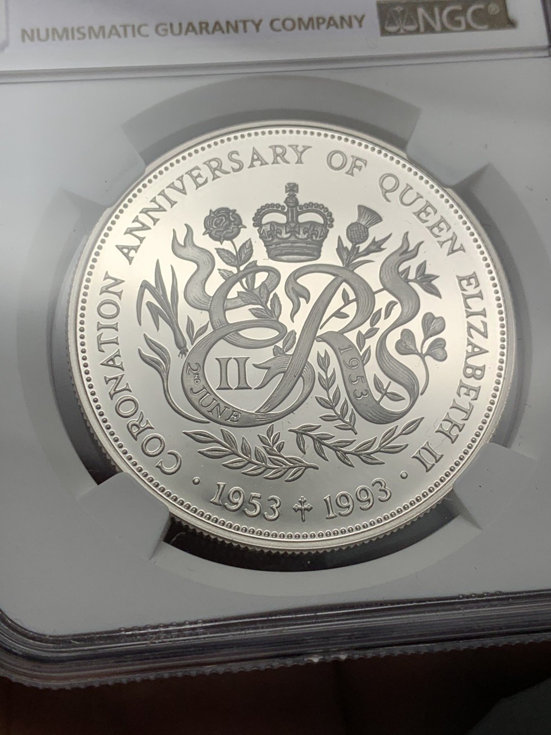 《竞宝斋》第143场-周日，周一 2场 (全场包邮) NGC-PF69 根西岛 1993年 2镑银币 精制大银币 小国家稀少品种