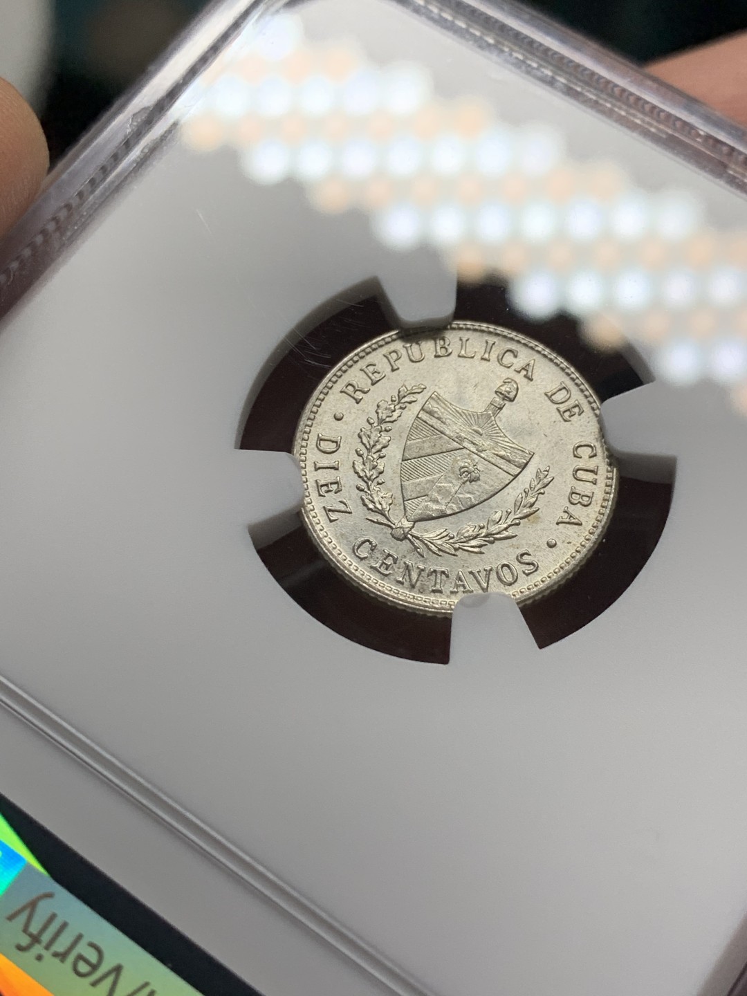 《竞宝斋》第143场-周日，周一 2场 (全场包邮) NGC-MS64 古巴1949年 大五星 10分银币 顶级好品