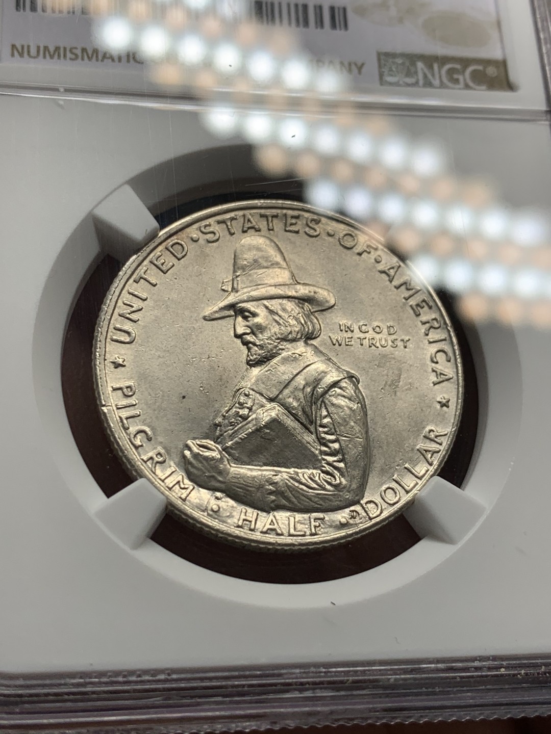 《竞宝斋》第143场-周日，周一 2场 (全场包邮) NGC-MS62 美国1920年 纪念版半圆大帆船 非常稀少的品种 好品难