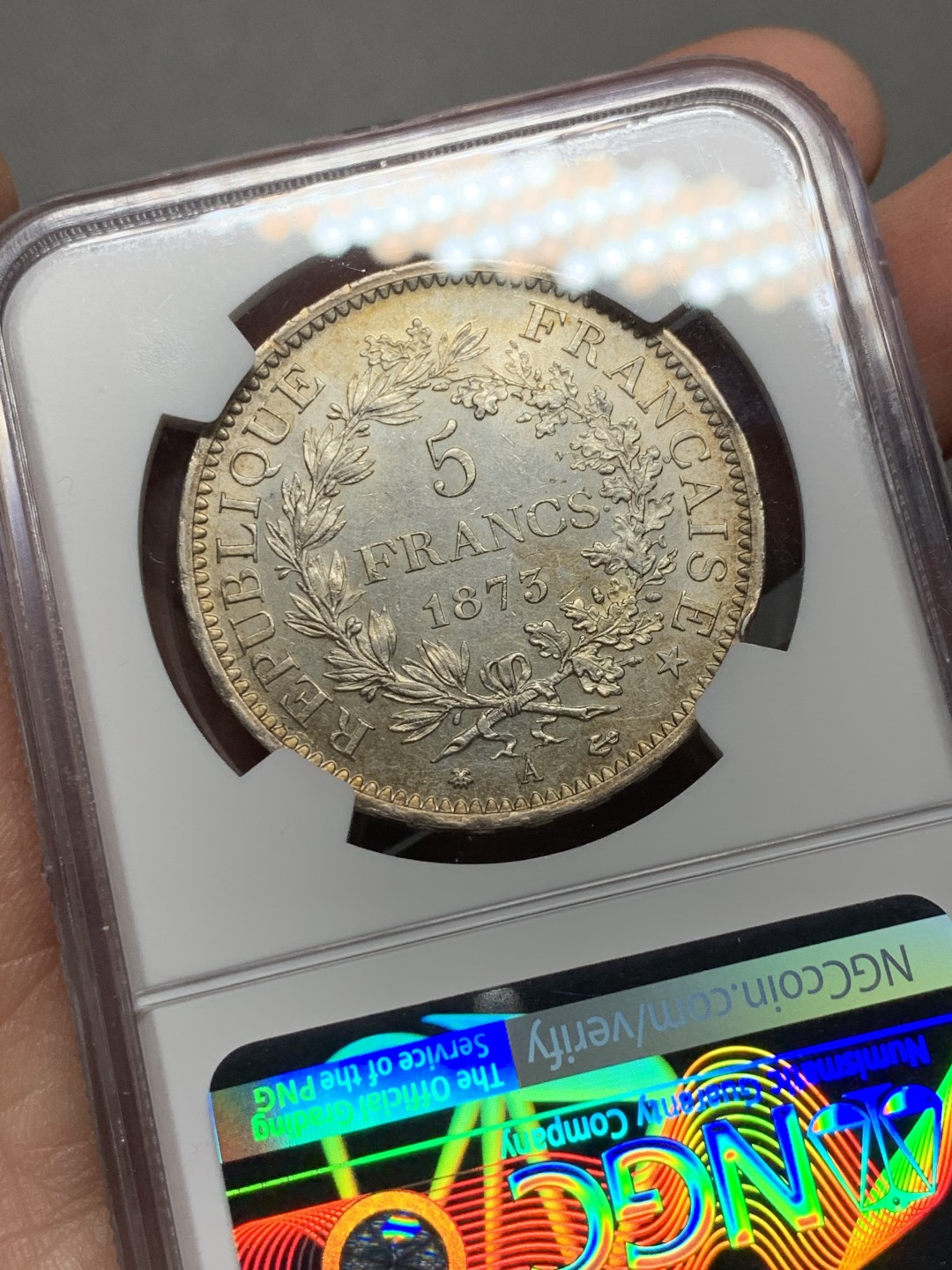 《竞宝斋》第143场-周日，周一 2场 (全场包邮) NGC UNC  法国 1873年 大力神银币 好品低评包浆漂亮 MS的既视感
