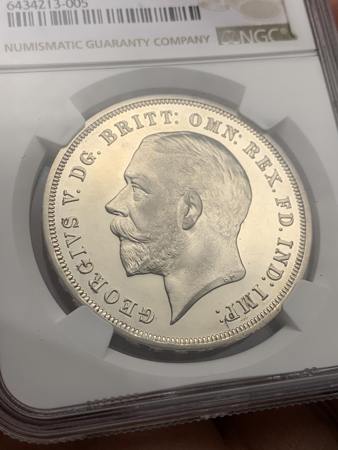 《竞宝斋》第143场-周日，周一 2场 (全场包邮) NGC-PF63Cameo 英国1935年精制木马剑克朗银币镜面感强烈