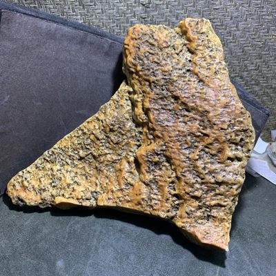 仅此一块，天然精品阿拉善沙漠漆斧头形原石大摆件一块 - 仅此一块，天然精品阿拉善沙漠漆斧头形原石大摆件一块