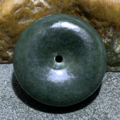 天然和田青玉面包圈平安扣一个 - 天然和田青玉面包圈平安扣一个