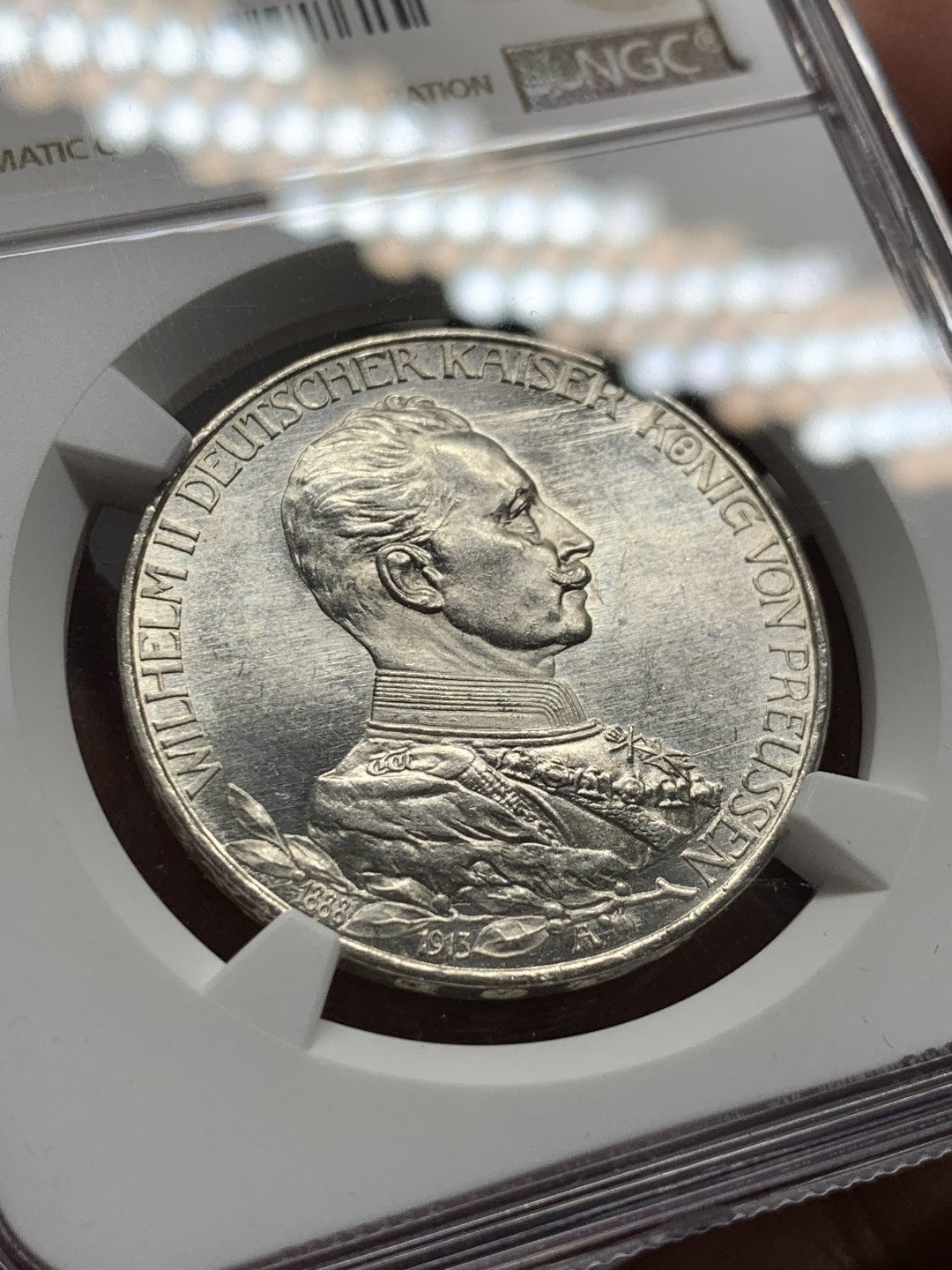 《竞宝斋》第143场-周日，周一 2场 (全场包邮) NGC-MS62 德国 1913年 3马克 银币 普鲁士 威廉二世军装版银币 原光好品 转光强烈