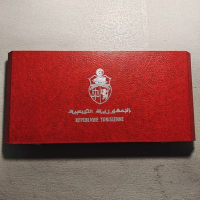 0起1加-纯粹捡漏拍-173银币套币场 - 【稀少意版】突尼斯1969年1第纳尔古代文明精制精制纪念套币-稀少阿雷佐造币厂版-量5000