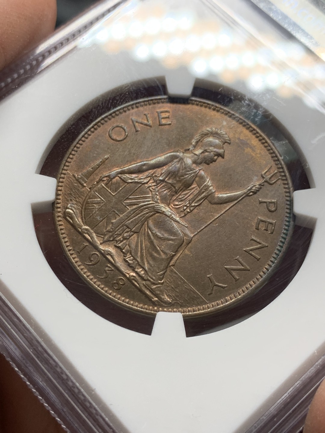 《竞宝斋》第143场-周日，周一 2场 (全场包邮) NGC  MS64英国1938年本土女神 1便士乔治六世国王