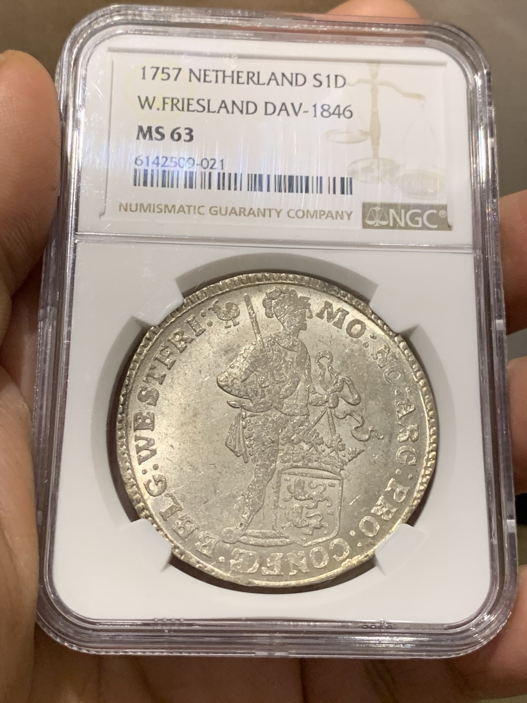 《竞宝斋》第143场-周日，周一 2场 (全场包邮) NGC-MS63 荷兰 1757年 站人武士 西弗里斯兰1D大银币 双面爽光 打制好 早期版本