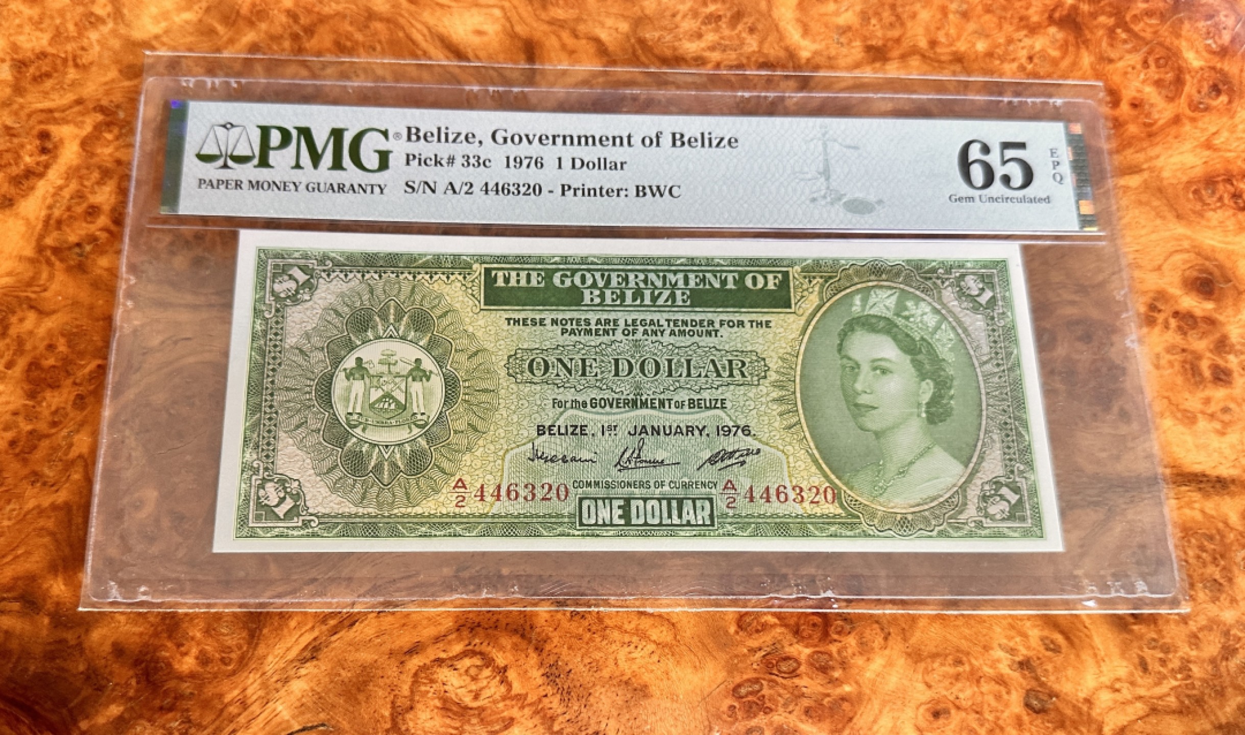 Chase Auction 第19期 - - 外钞、民国钞和人民币混合场！ 1976年伯利兹1元，PMG65，大冠女王！