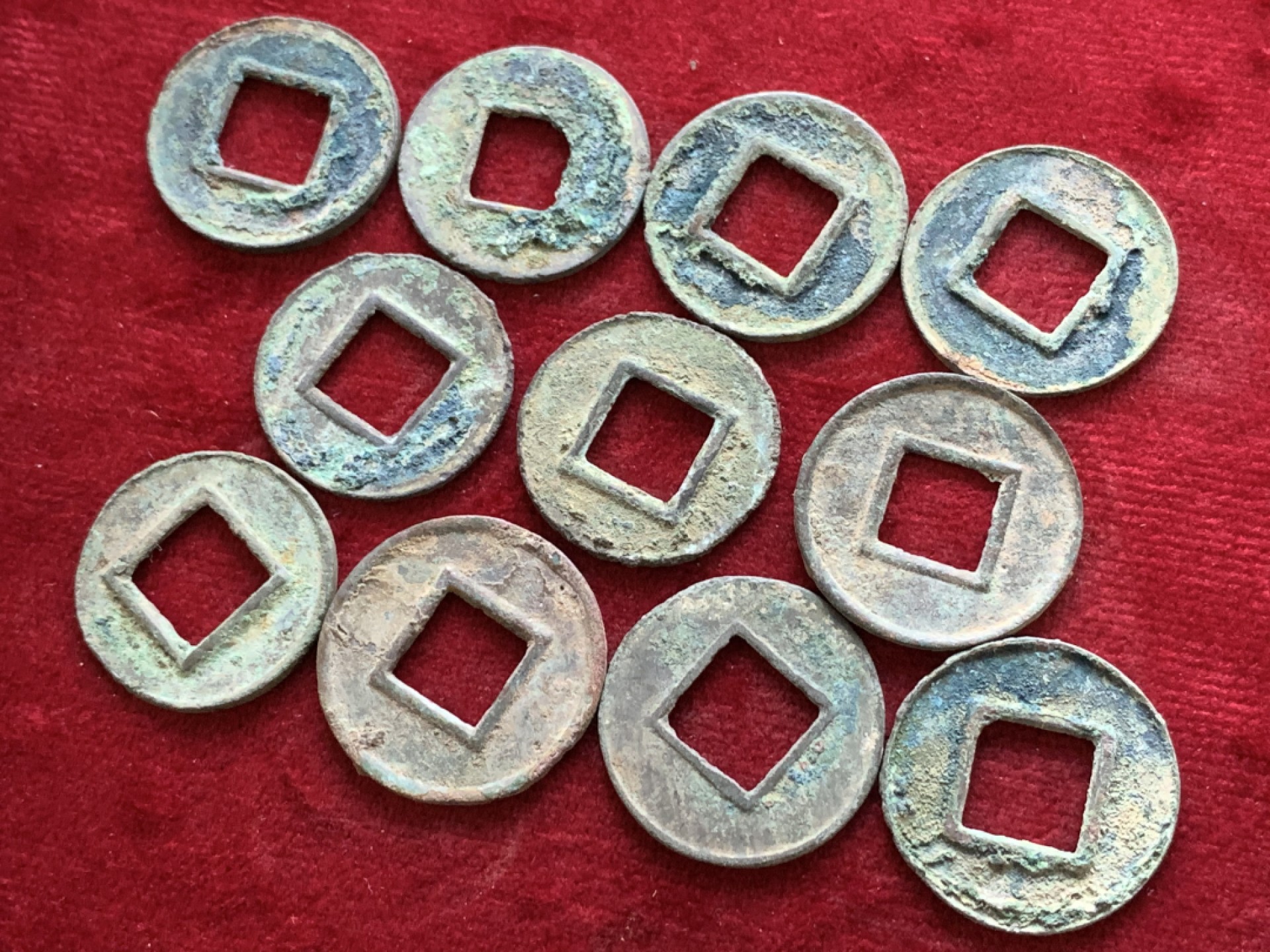 《竞宝斋》第143场-周日，周一 2场 (全场包邮) 两汉 昭宣帝、明章帝、三官上杠、赤仄五铢、更始五铢、元帝狭字面下星符号等代表性五铢11枚