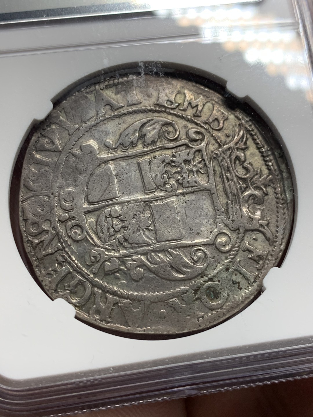 《竞宝斋》第143场-周日，周一 2场 (全场包邮) NGC-XF 德国1637年 双头鹰 28S 大银币 少见品种