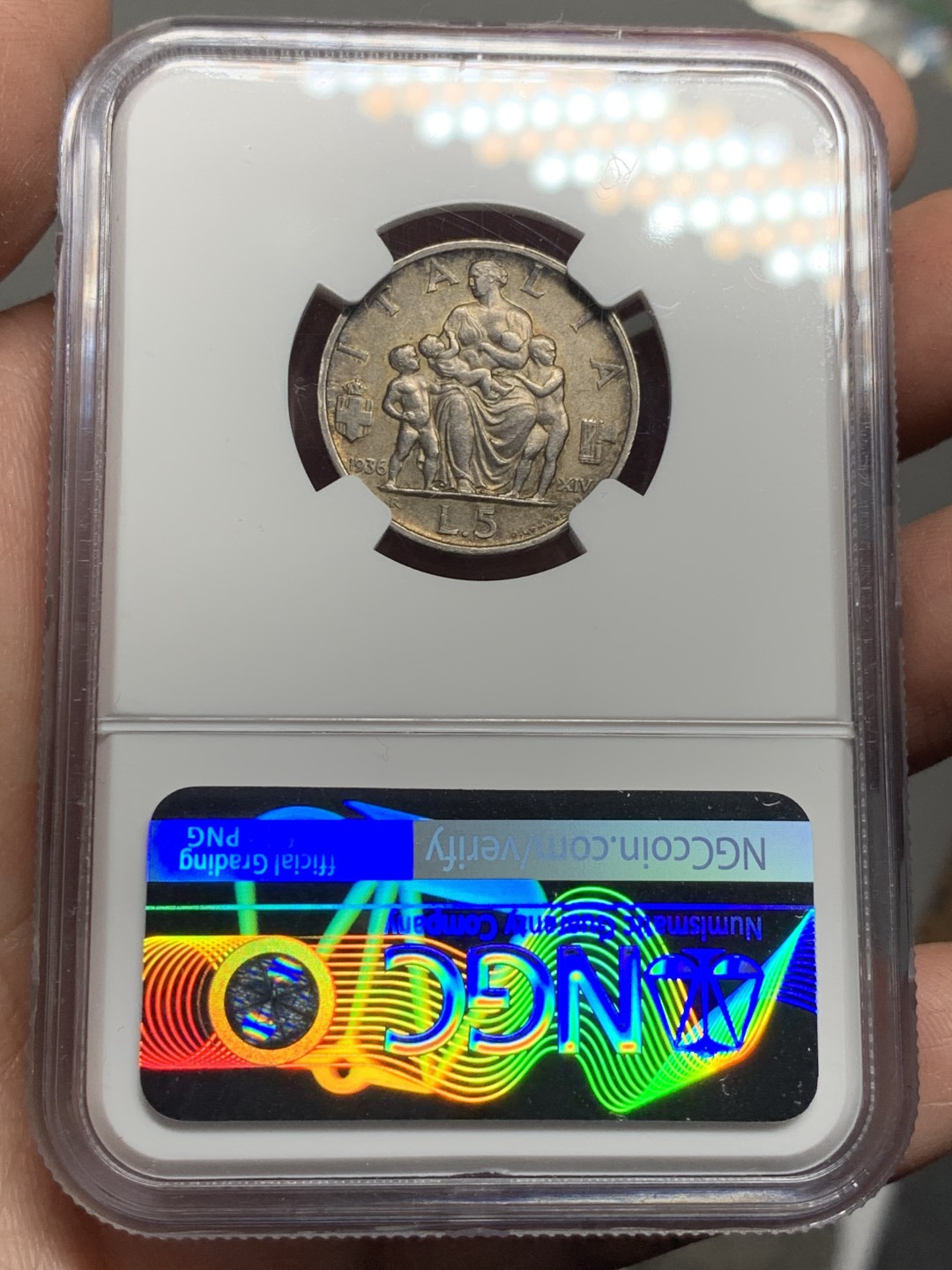 《竞宝斋》第143场-周日，周一 2场 (全场包邮) NGC MS-62,意大利1936年5里拉。原味包浆但MS品质，少见品种，当年大多都回炉了