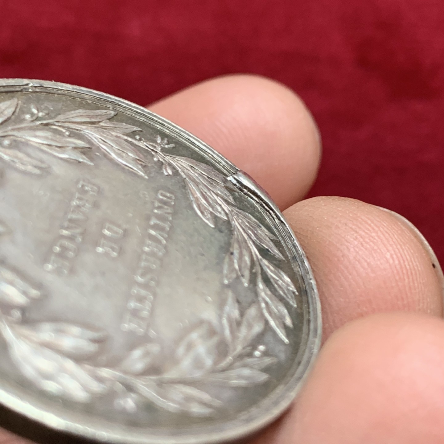 《竞宝斋》第143场-周日，周一 2场 (全场包邮) 法国 路易十八 戎装版 圆形 JETON 银质 这款戎装的非常少见 18.1g 32.6mm （边缘为留银）